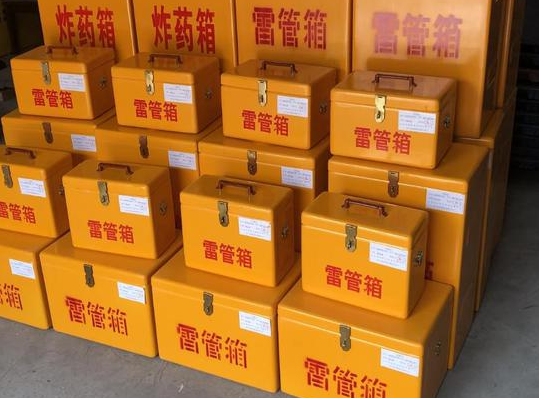 和平玻璃钢雷管箱的使用寿命一般是多少？